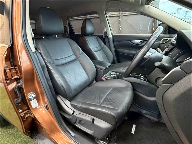 エクストレイル□20Xt エマージェンシーブレーキ パッケージ 内装他