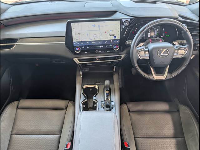 レクサスRXRX350h バージョンL パノラマルーフ/後席電動リクライニング/デジタルインナーミラー/ルーフレール/コネクティッドナビ/AppleCarPlay/三眼LEDヘッド/純正21インチAW/全席ベンチレーション/全周囲カメラ 内装他