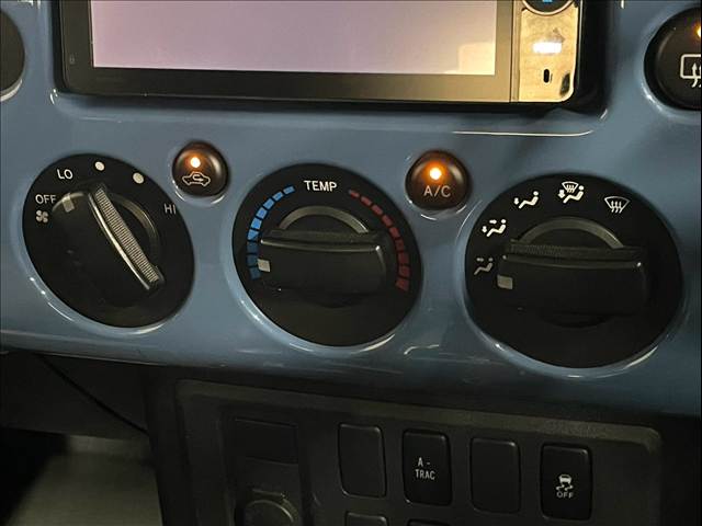 トヨタ FJクルーザーの画像9