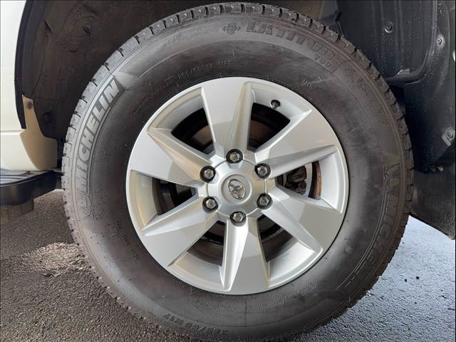 トヨタ ランドクルーザープラドの画像19