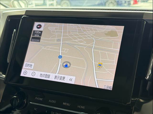 トヨタ&nbsp;アルファードの画像3
