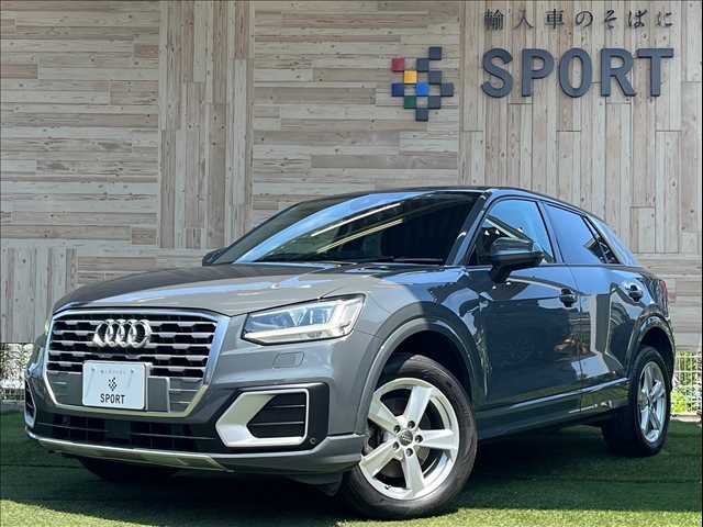 アウディQ21.0 TFSI sport