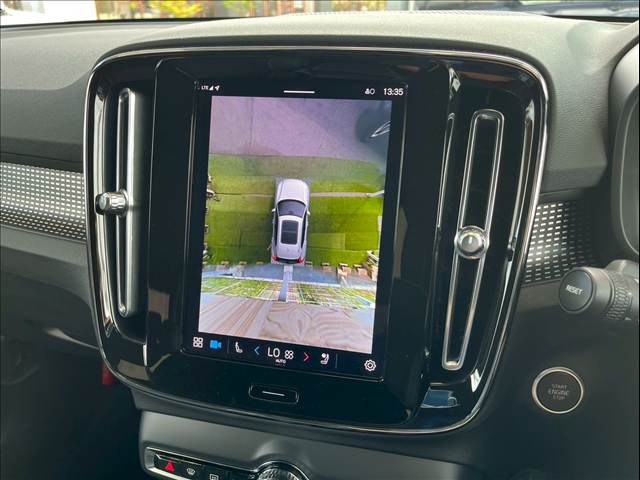 XC40Ultimate B4 AWD Dark Edition 内装他