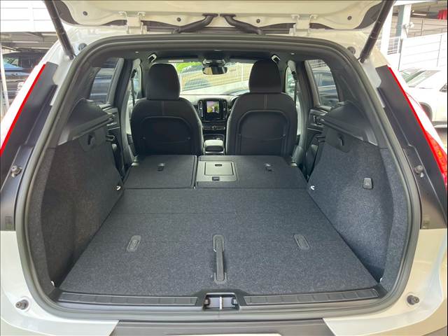 ボルボ XC40の画像18