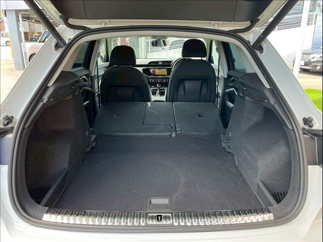 アウディ Q3の画像18