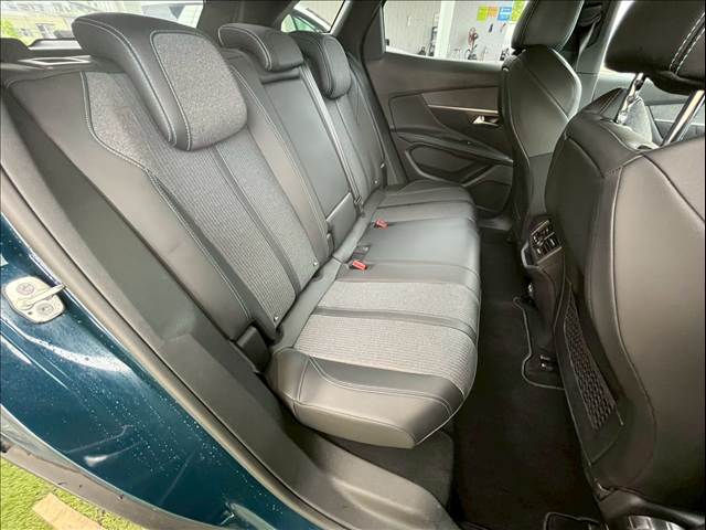 3008Allure 内装他