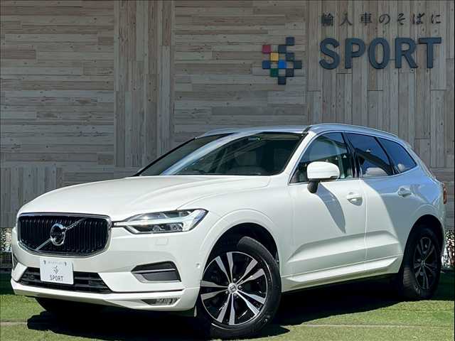 ボルボXC60B5 AWD Momentum