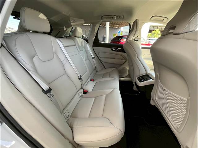 ボルボ XC60の画像6