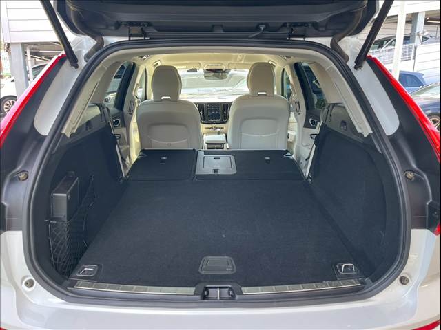 ボルボ XC60の画像18