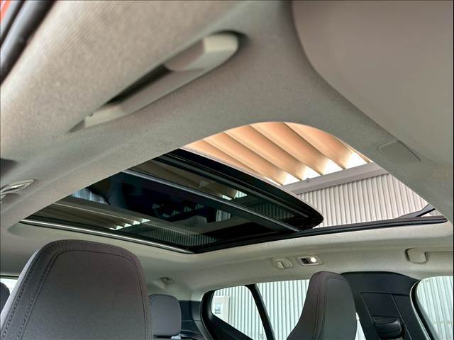 XC40B4 AWD Momentum 内装他