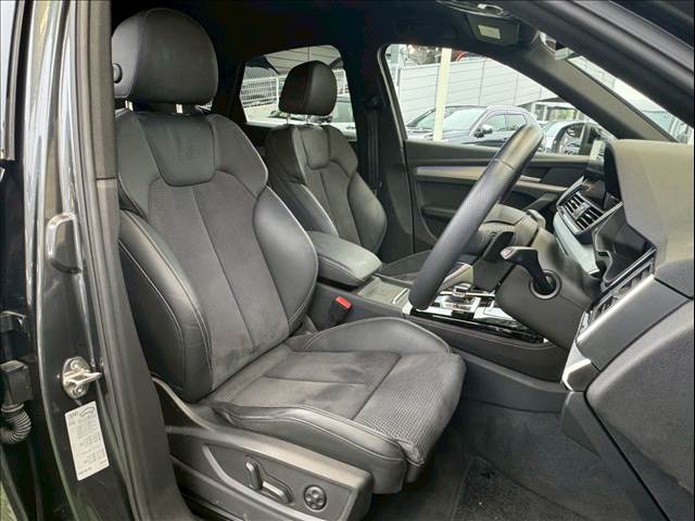 Q5 Sportback40 TDI quattro S line 内装他