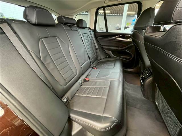 X3xDrive 20d xLine 内装他