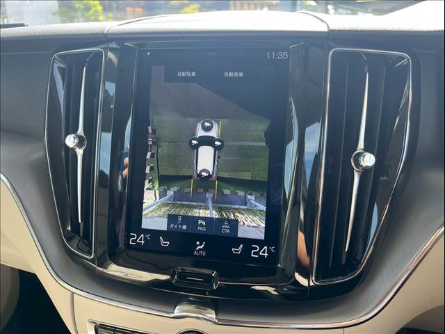 XC60D4 AWD Momentum 内装他