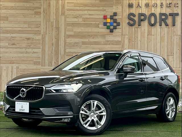 ボルボXC60D4 AWD Momentum