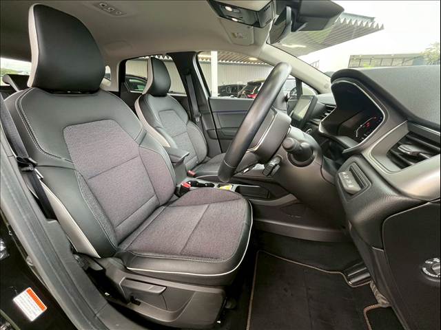 CAPTURインテンス 内装他