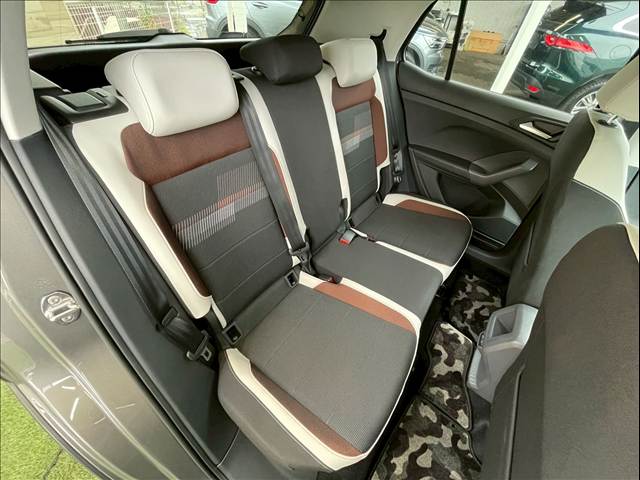 T-CrossTSI 1st Plus 内装他