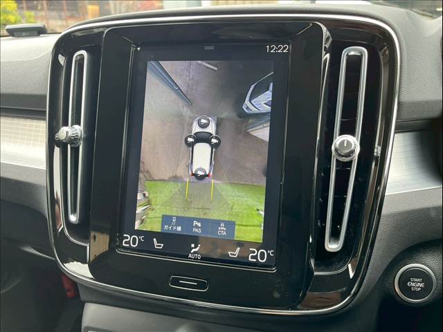 XC40B4 Momentum 内装他