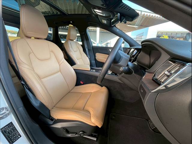 XC60Ultimate B5 AWD 内装他