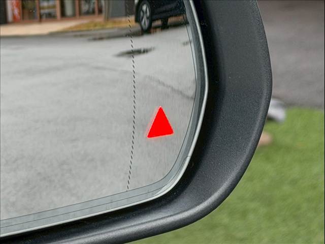 メルセデス・ベンツ C-CLASS Sedanの画像10