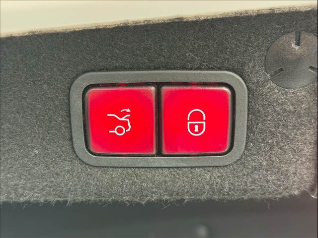 メルセデス・ベンツ C-CLASS Sedanの画像11