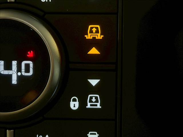 ランドローバー DEFENDERの画像8