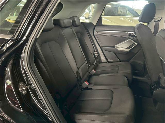 Q335 TFSI advanced 内装他