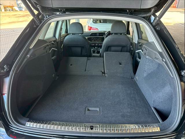 アウディ Q3の画像18