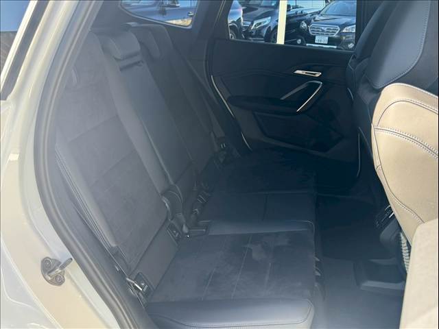 X1xDrive 20d M Sport 内装他