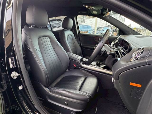 GLA-CLASSGLA 200d 4MATIC 内装他