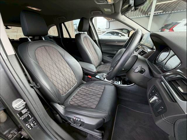 X1xDrive18d xLine Edition Joy+ 内装他