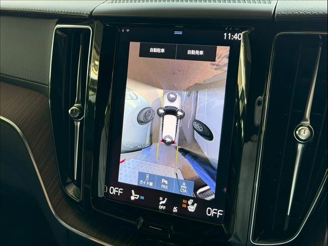 XC60D4 AWD インスクリプション 内装他