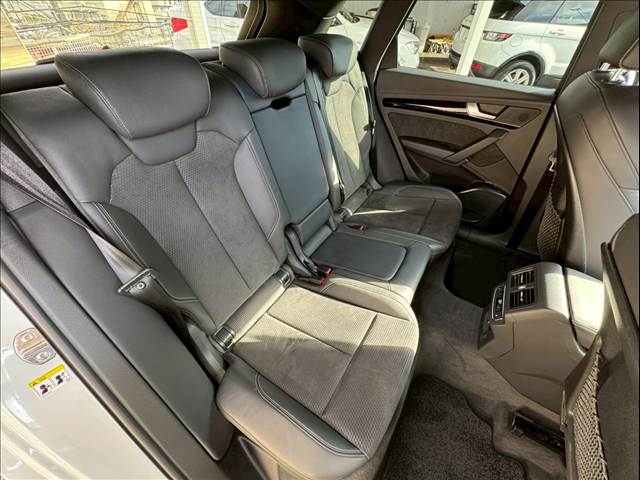 Q5Sラインコンペティション 内装他