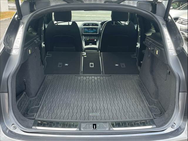 ジャガー F-PACEの画像18