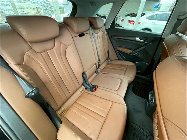 Q5high style 内装他