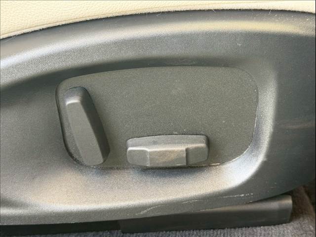 ジャガー&nbsp;F-PACEの画像11