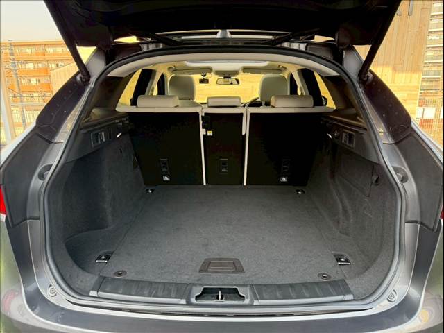 ジャガー&nbsp;F-PACEの画像18