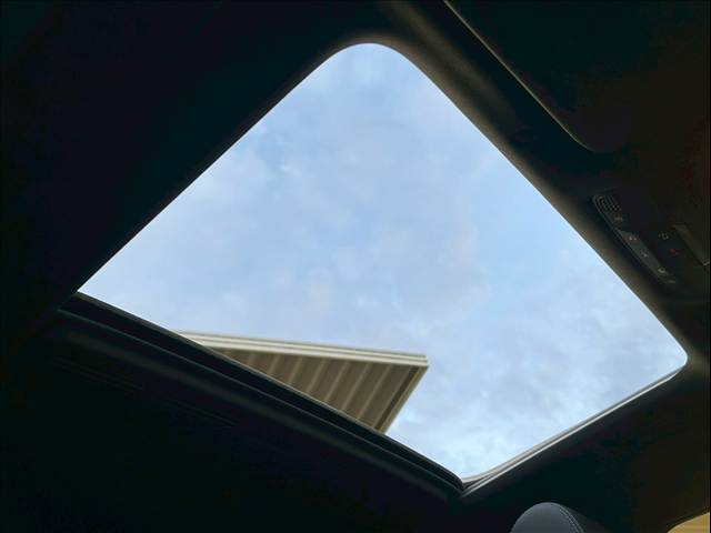 メルセデス・ベンツ&nbsp;GLC-CLASS Coupeの画像3