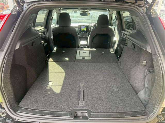 ボルボ XC40の画像18