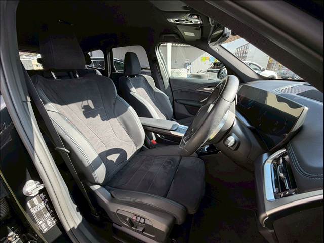 X1xDrive20i M Sport 内装他