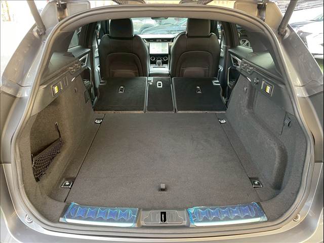 ジャガー&nbsp;F-PACEの画像18