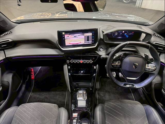 2008□GT BlueHDi 内装他