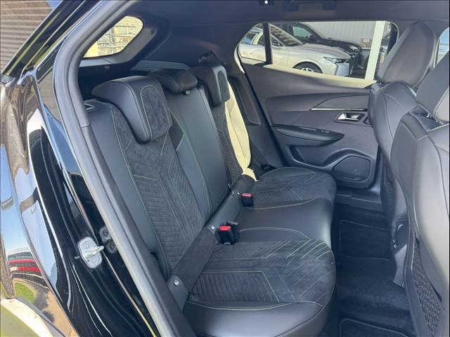 2008□GT BlueHDi 内装他