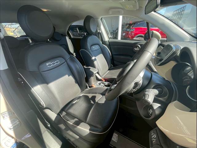 500X□CROSS 内装他