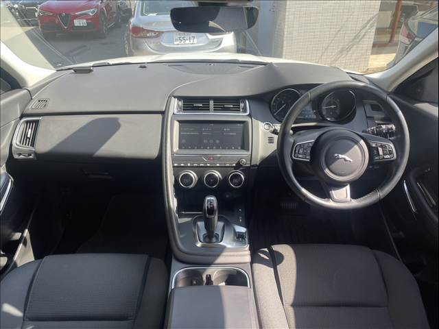 ジャガー E-PACEの画像3