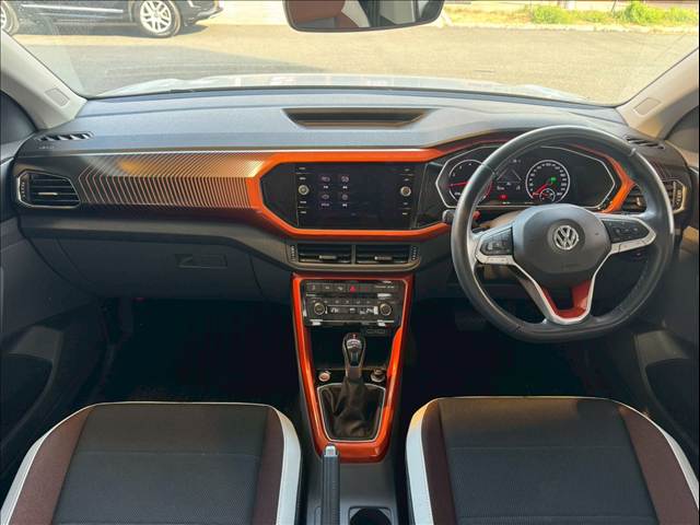 T-CrossTSI 1st Plus 内装他