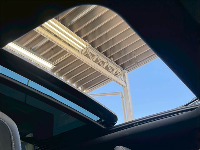 5008□GT BlueHDi Black Pack 内装他