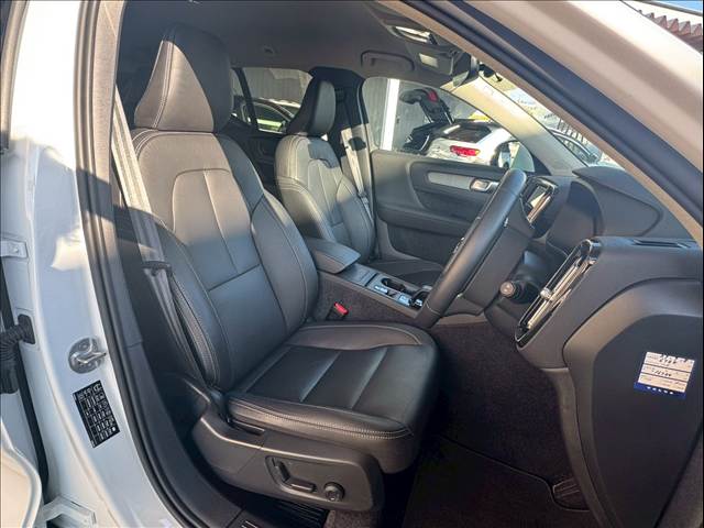 XC40Plus B3 Selection 内装他