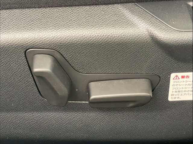 シトロエン C4 HYBRIDの画像11