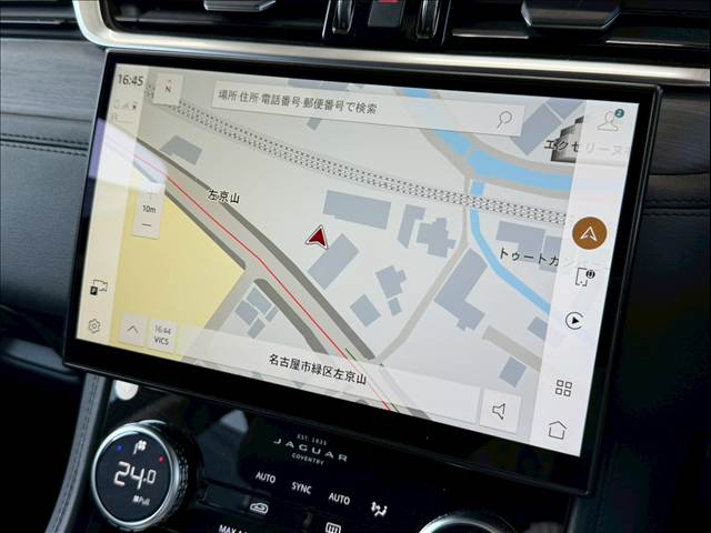 ジャガー&nbsp;F-PACEの画像4