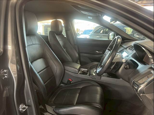 ジャガー&nbsp;E-PACEの画像6